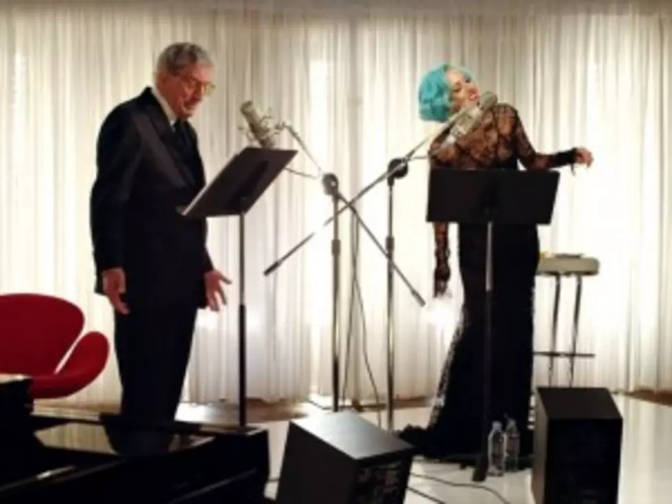 Lady Gaga Sings With Tony Bennett On New Album