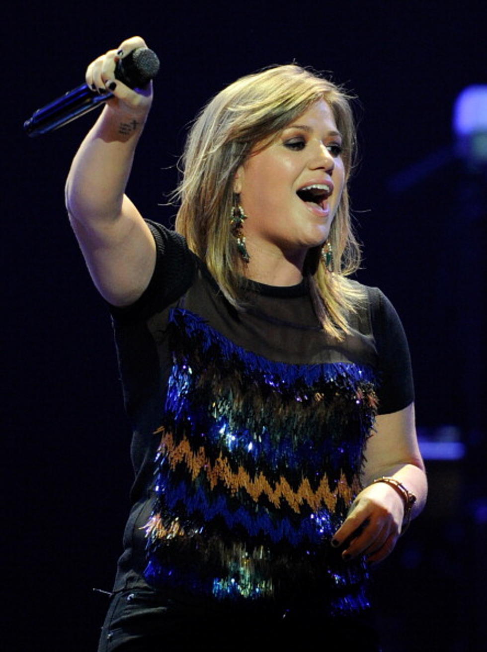 Kelly Clarkson Says “I Won’t Do This Forever”