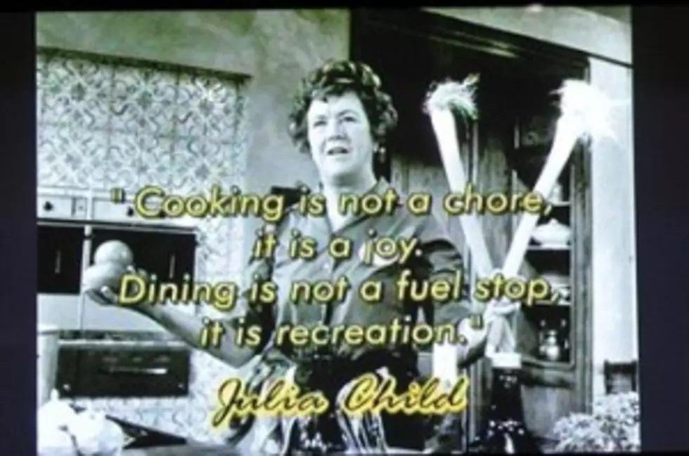 Keep On Cooking, Julia (video)