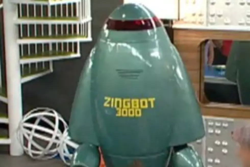 Zingbot Retuns To Big Brother, But Elissa Had The Best Zing Of The Season