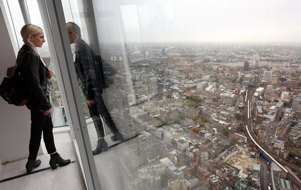 A Handstand on the Ledge of a 40-Story Building is Crazy [VIDEO]