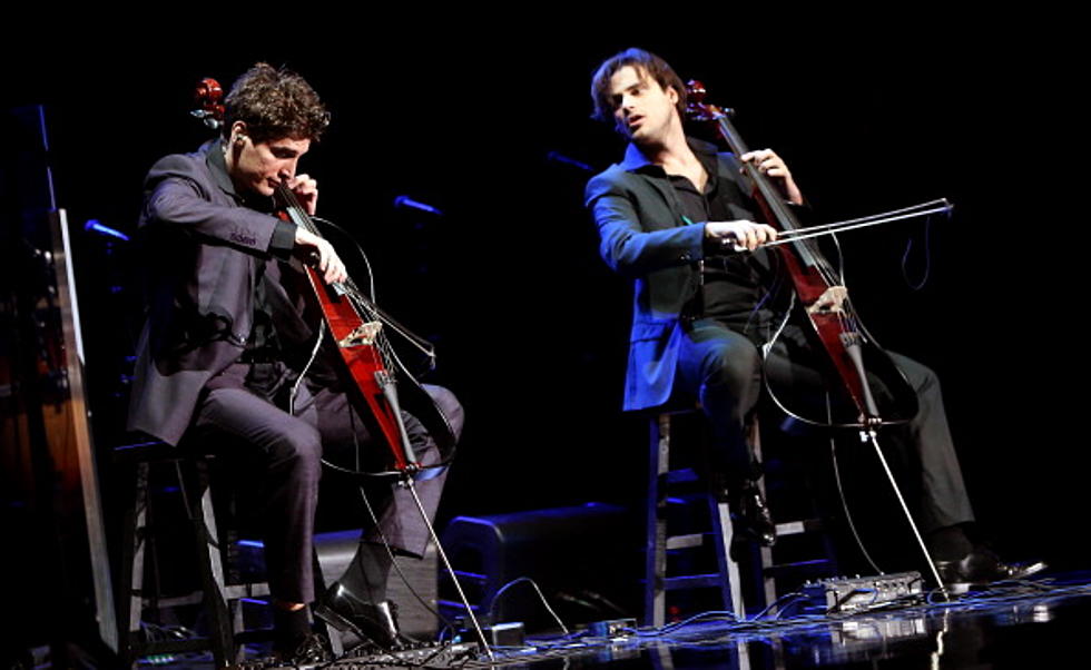 2Cellos Take on AC/DC’s Thunderstruck and it’s Amazing [VIDEO]