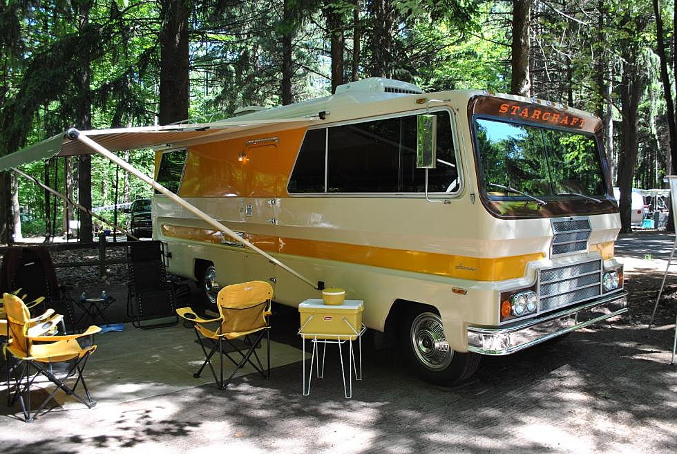 Vintage Trailer and Motor Coach Club Touring Michigan