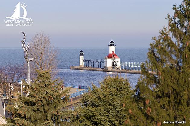 Discover Lake Michigan Lighthouses
