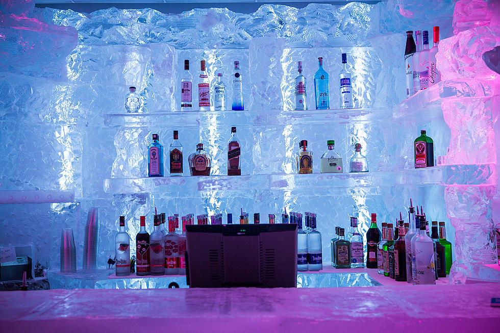 Get a ‘Real Chill’ at Grand Rapids’ Ice Bar This Weekend