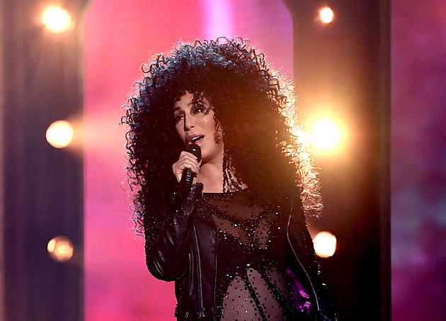 Cher to Bring Her &#8216;Here We Go Again&#8217; Tour to Grand Rapids May 8
