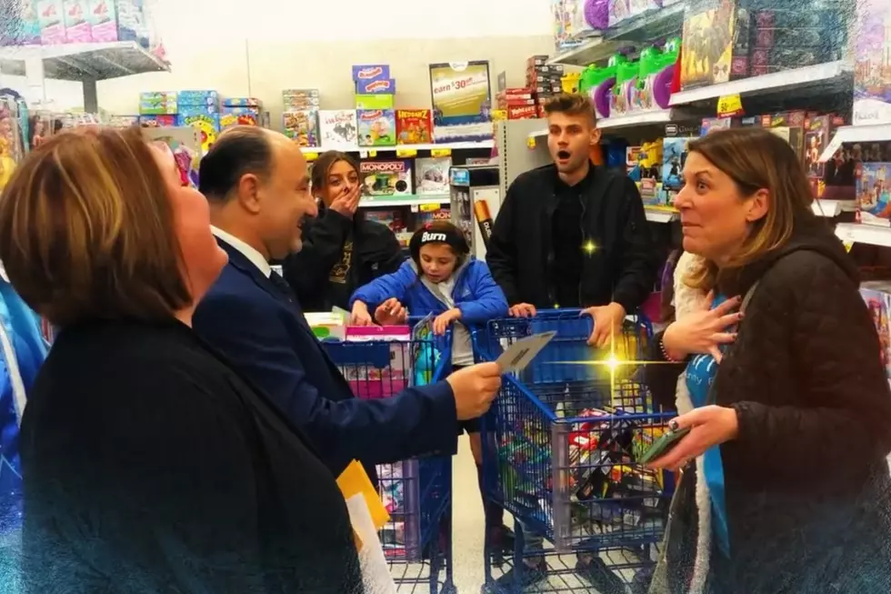 Meijer Surprises Shoppers With $1,000 Shopping Sprees [Video]