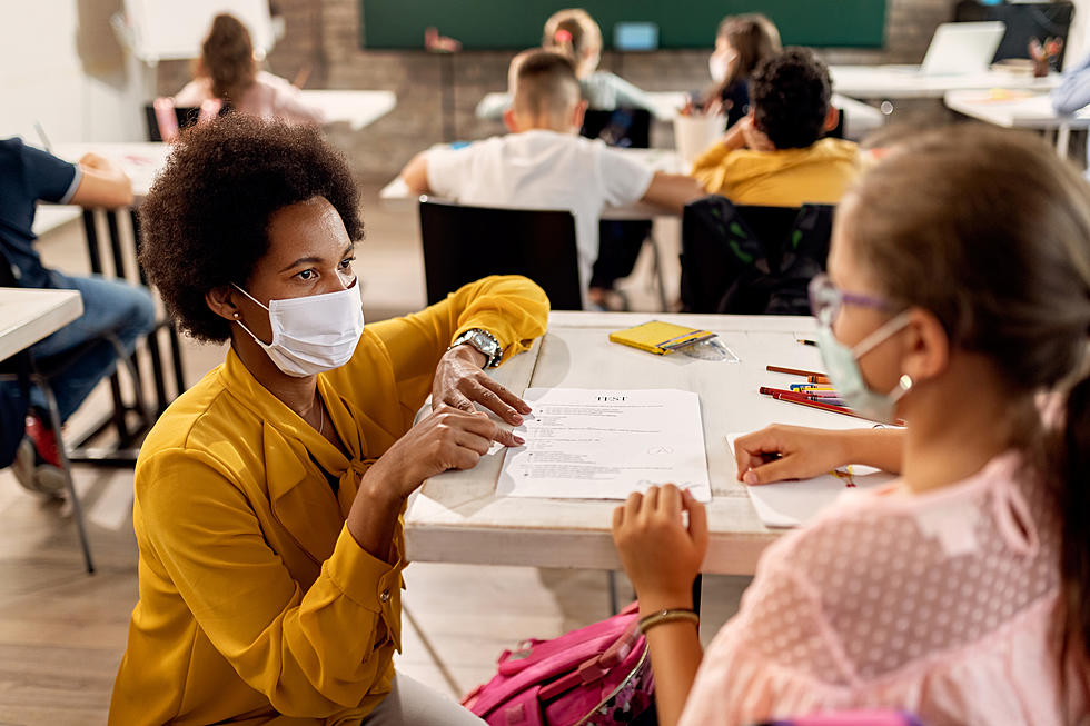 Kentwood Public Schools Will Require Everyone to Wear Masks Indoors