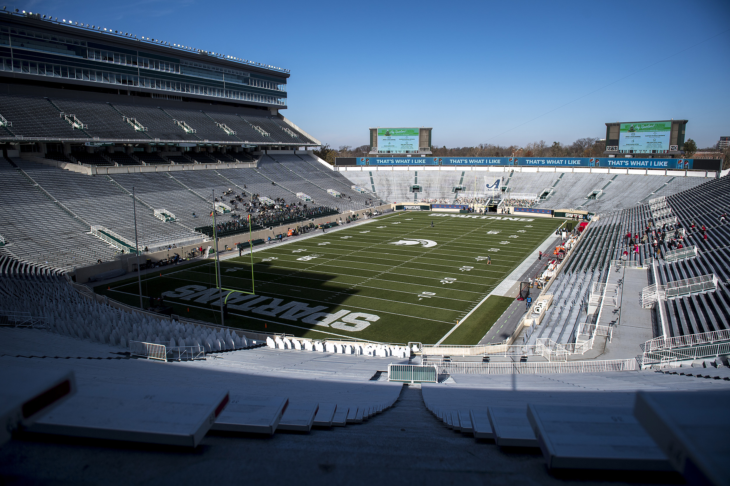 Look Inside the Amazing $13mil Estate of MI Coach Jim Harbaugh