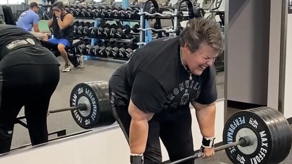 Defying Expectations: 61-Year-Old Michigan Weightlifter Breaks Records