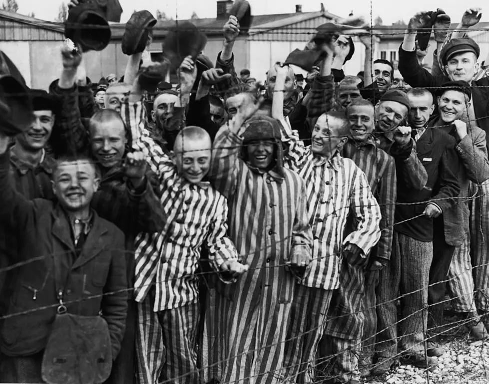 Prisoners Cheer