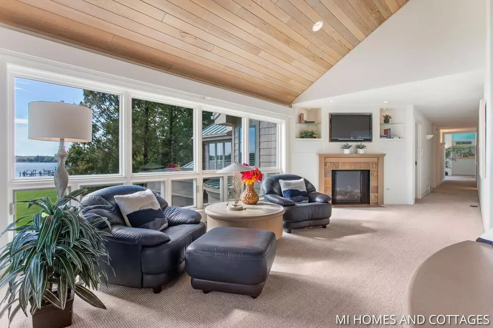 Michigan Homes and Cottages/Coldwell Banker Woodland Schmidt