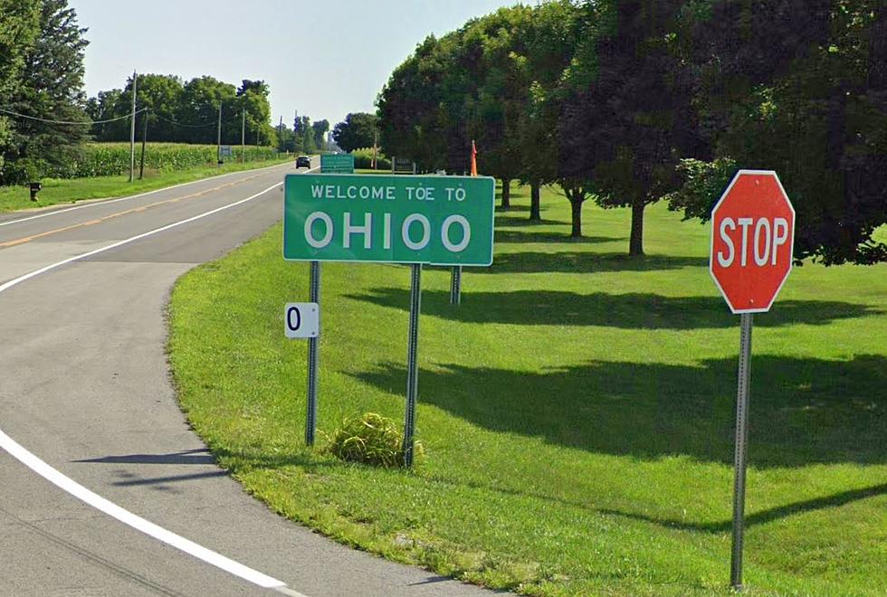 Sadly, This &#8216;Welcome Toe Ohioo&#8217; Sign Just South of the Michigan Line Is Just an Optical Illusion