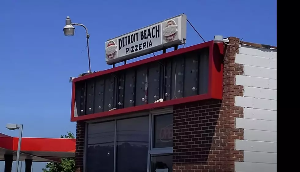 Out-of-the-Way Michigan Pizzeria Gets Love For its Well Worn Exterior