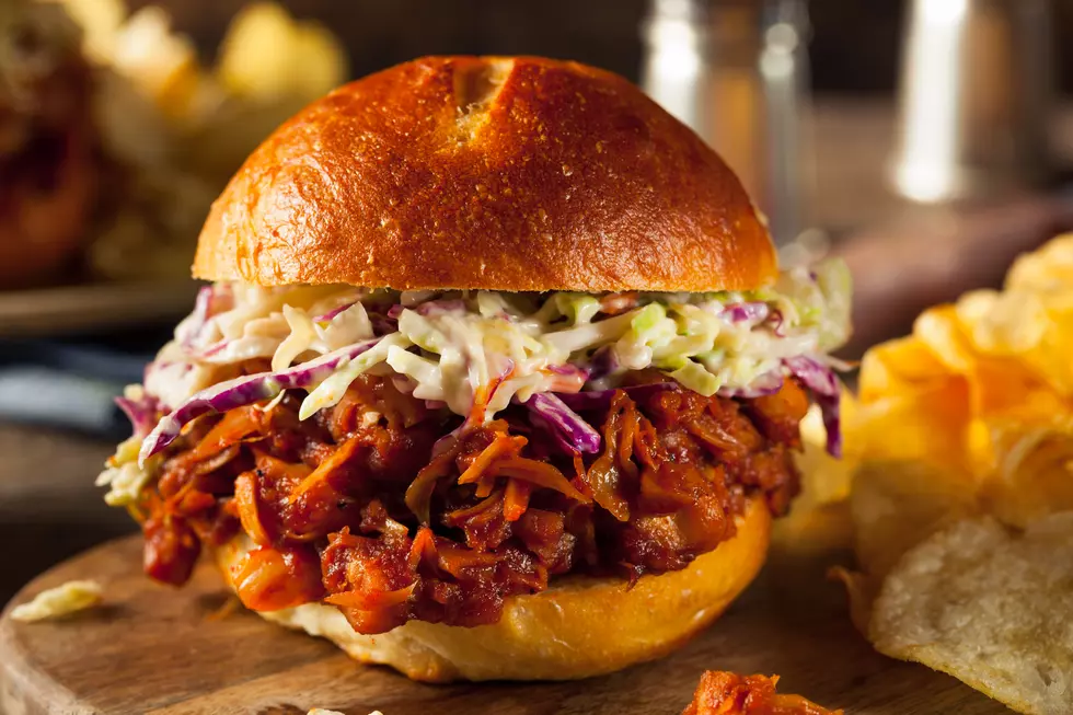 Homemade Vegan Pulled Jackfruit BBQ Sandwich