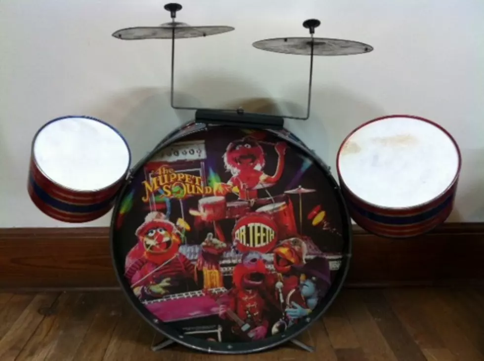 Muppet&#8217;s Dr. Teeth Drum Set: One Of My Favorite Christmas Gifts [Video]