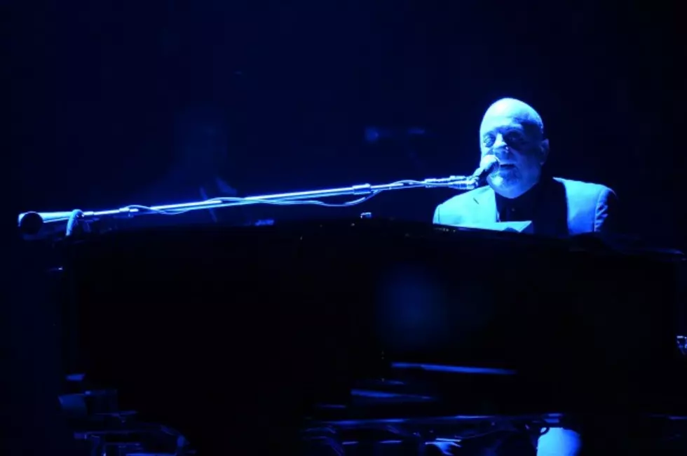 Billy Joel Gives Vanderbilt Student Michael Pollack Thrill of a Lifetime [Video]