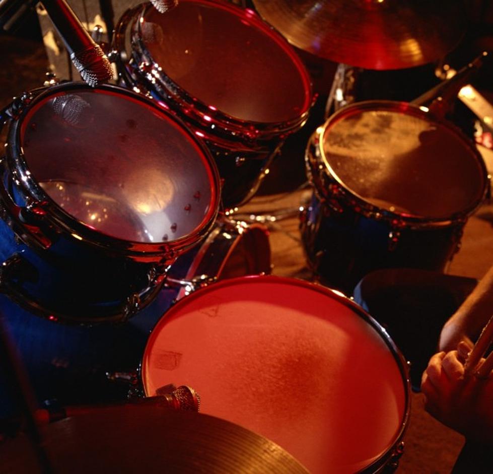 Awesome Kids Playing The Drums [Videos]