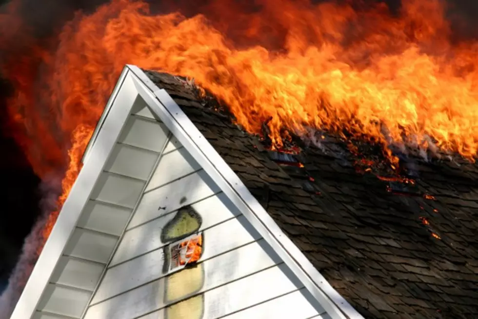 Davenport Fire Destroys Home