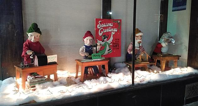 Bresee&#8217;s Christmas Elves and Deer on Display in Downtown Oneonta [Photos]