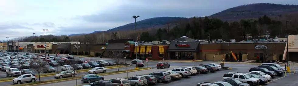 Oneonta Applebees Worker Tests Positive For COVID-19