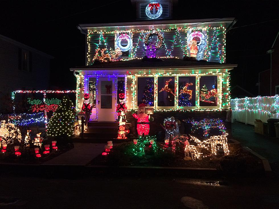 Vote Now For Your Favorite &#8216;2021 Light Up Oneonta&#8217; Display
