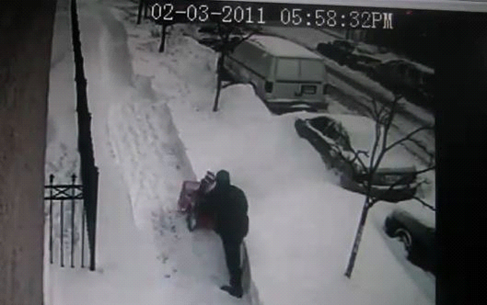 Man Has Revenge on Snow Shovel Thief [VIDEO]