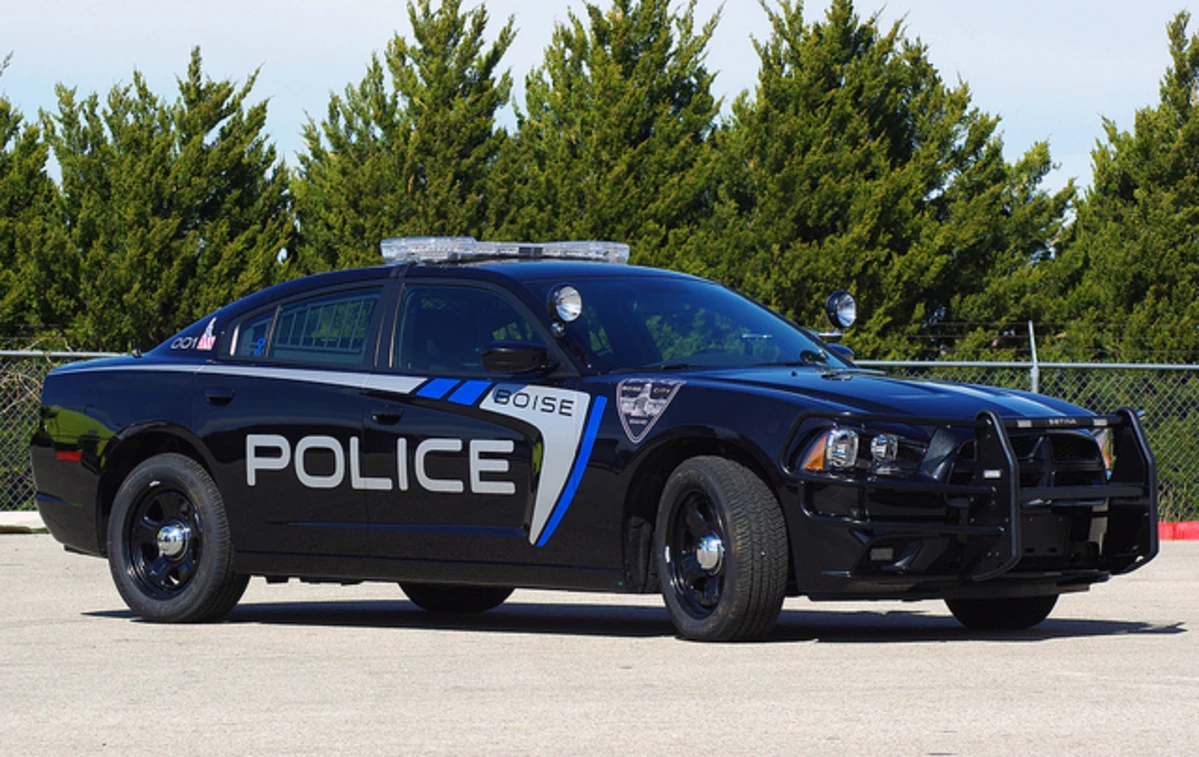 Синяя полицейская машина. Полицейский Додж Чарджер. Dodge Charger Police Interceptor. Dodge Charger Police Interceptor 2011. Dodge Charger Police Interceptor 2022.