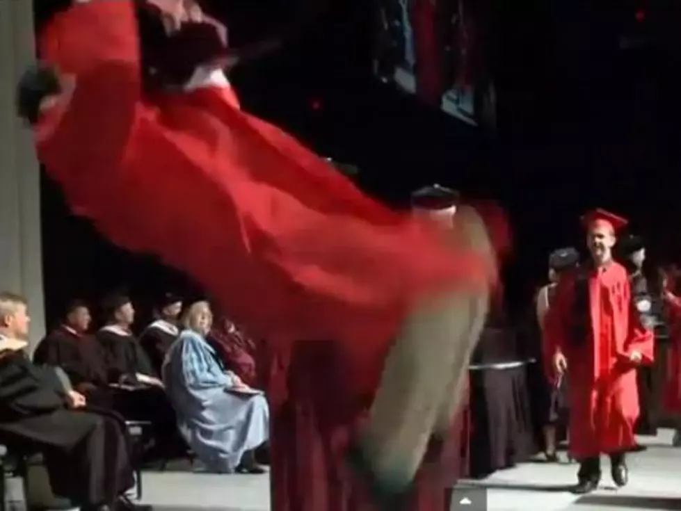 Davenport University Grad Gets Do-Over Back Flip on ‘Steve Harvey Show’ [Video]