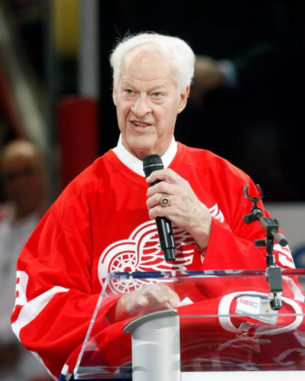 Olbermann Tribute To Gordie Howe Touching.