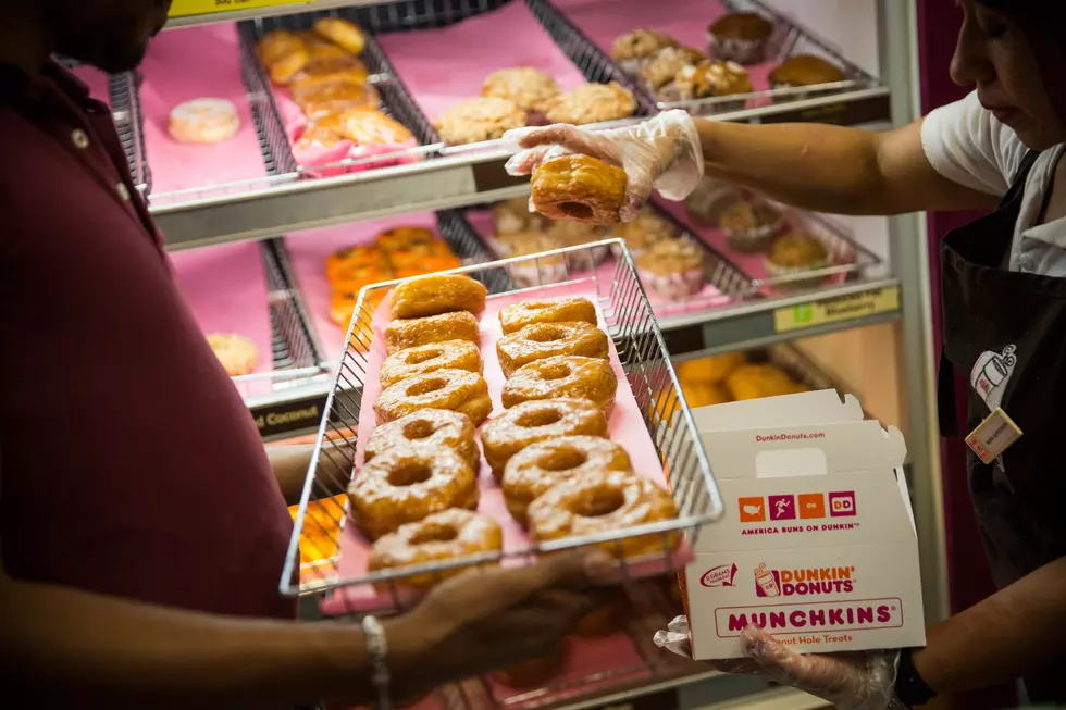 Math Is Hard: This Dunkin&#8217; Donuts &#8216;Karen&#8217; Thinks A Dozen Equals 50