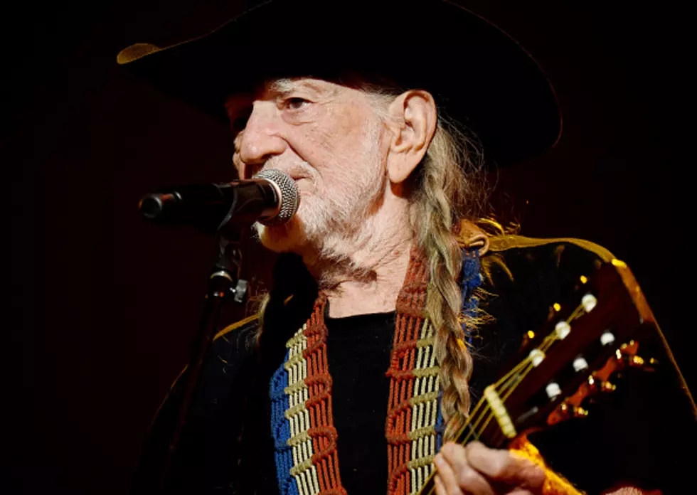 Willie Nelson Launching His Own Brand of Weed [Video]