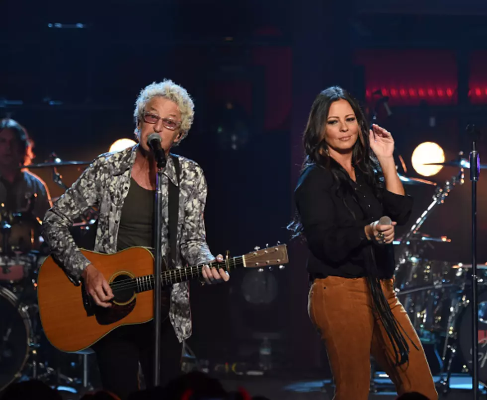 Here’s A Sneak Peek At Sara Evans With REO On ‘Crossroads’ [Video]