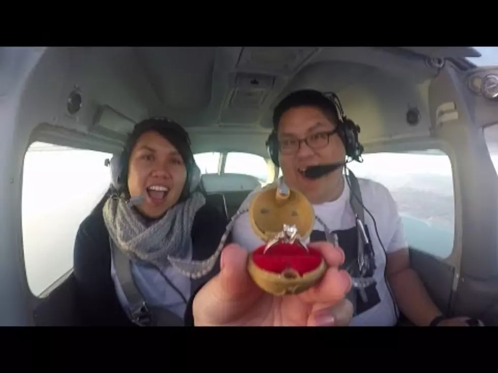 Pilot Fakes Flight Emergency to Propose to Girlfriend [Video]