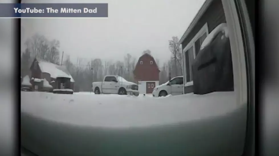 Watch 15 Inches Of Snow Fall In 13 Seconds [Video]