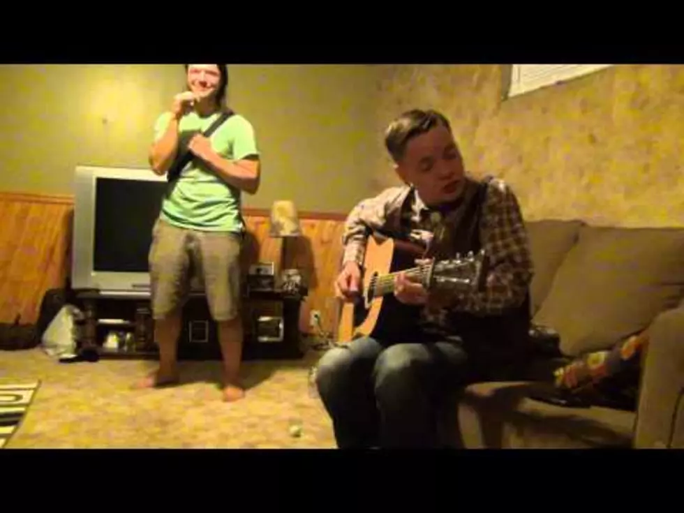 Michigan Country Star Wows Ionia House Party In 2012 [Video]