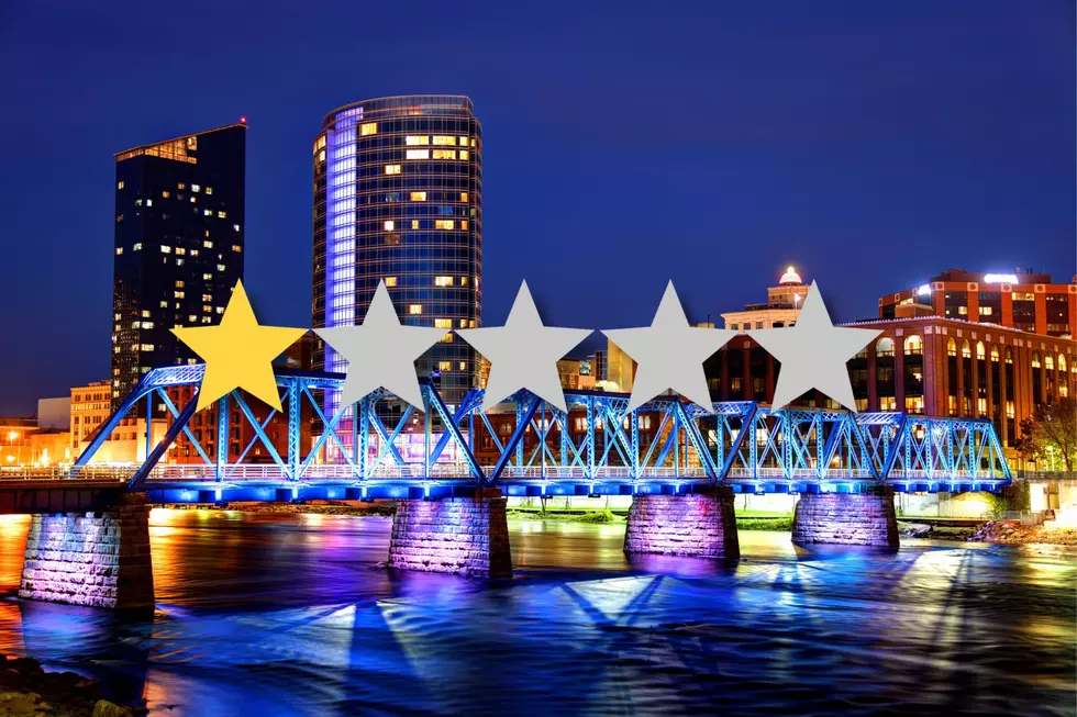One Star – The Worst Reviews of Grand Rapids Landmarks