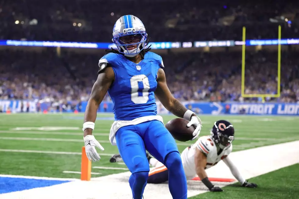 Lions sign Jahmyr Gibbs to three-year extension that makes him highest-paid RB in NFL