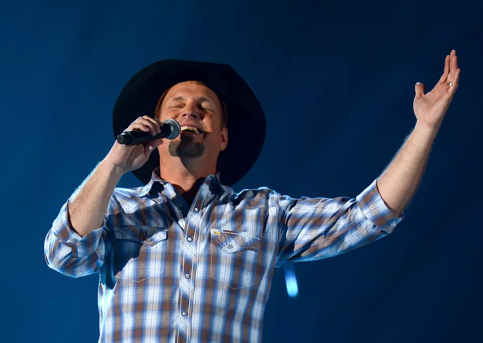 Garth Brooks&#8217; Legal Woes. What Do You Think the Truth Is?