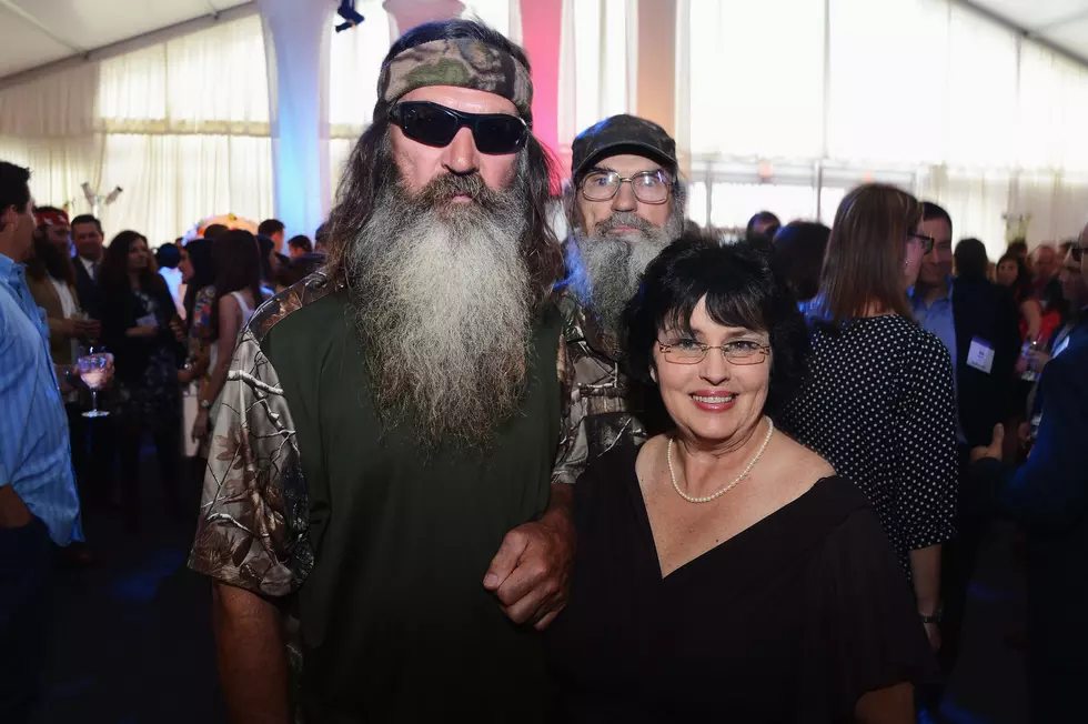 Careful Examination of U.S. Constitution Reveals Phil Robertson Controversy is Not a National Crisis