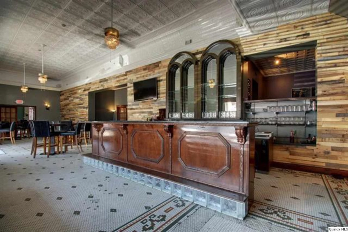 Iconic Quincy Bar Is For Sale [GALLERY]