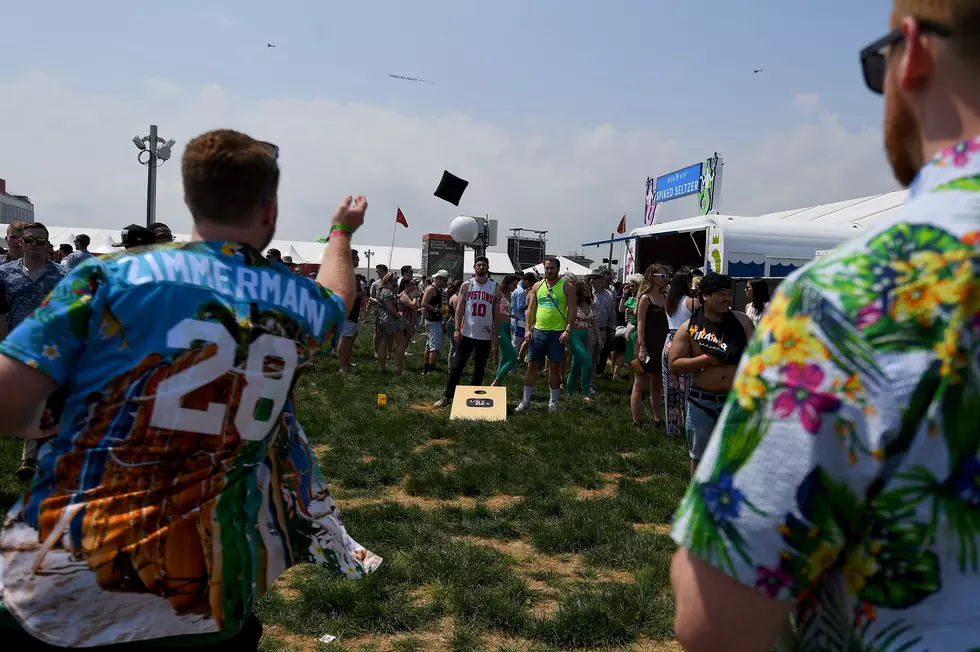 Enter into the Cornhole Championship!