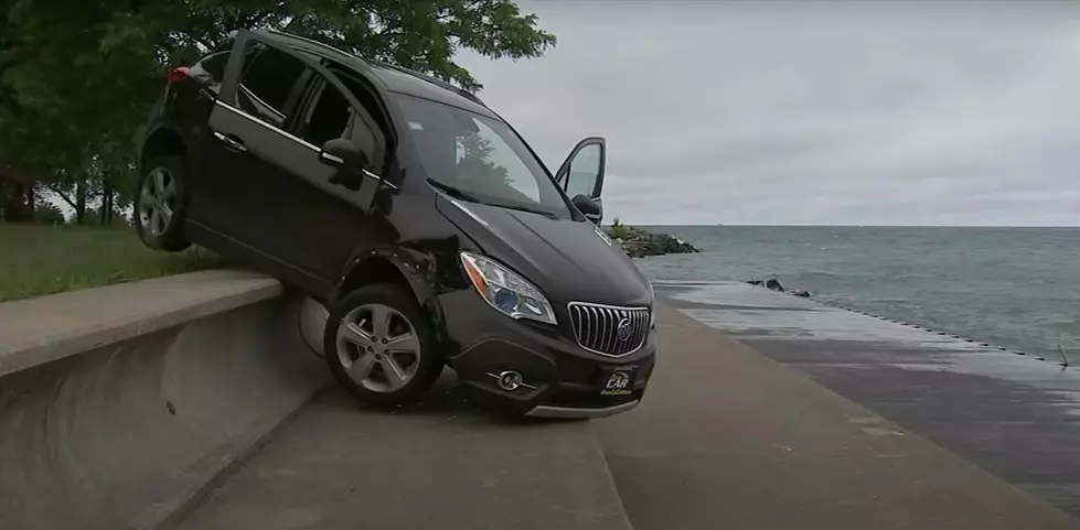 Car Jacked in Illinois ends up nearly in Lake Michigan