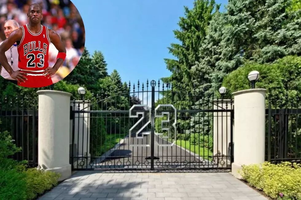 Michael Jordan’s Mega Mansion Remains For Sale In Illinois – Why?