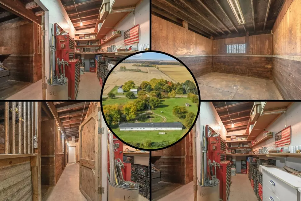 Look Inside Unique Illinois Home Let&#8217;s You Live with Your Horses