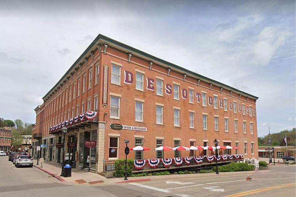 This 170 Year Old Illinois Hotel is the Oldest Operating Hotel