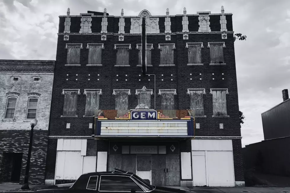 One of the Eeriest Ghost Towns in America is Located in Illinois