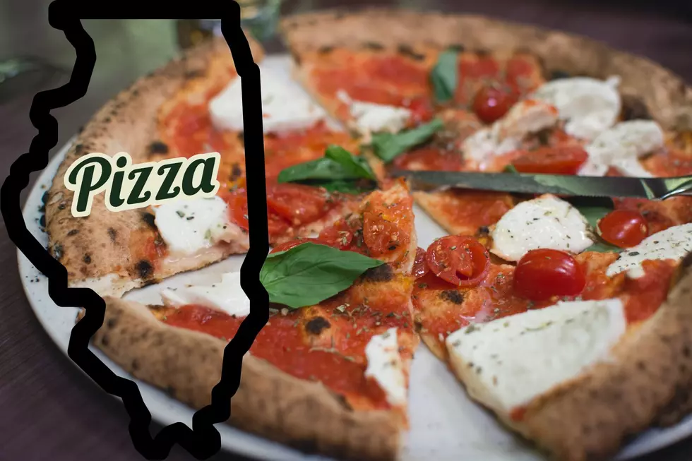 Shout Out to Illinois – Home to 2 of the Best Pizza Restaurants