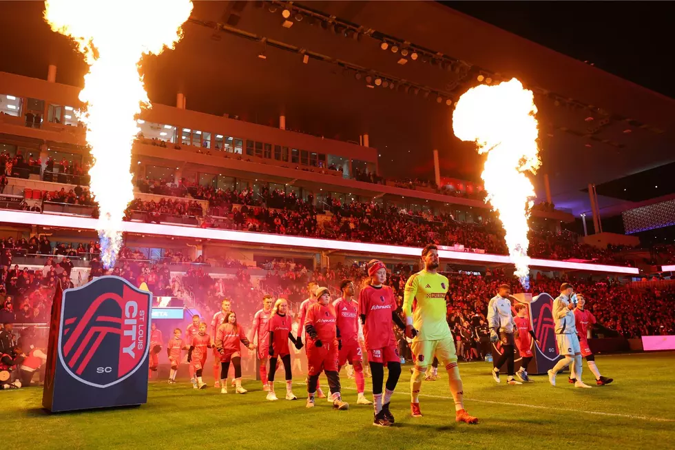 Stl City SC players taking pitch - Canva/Getty Images