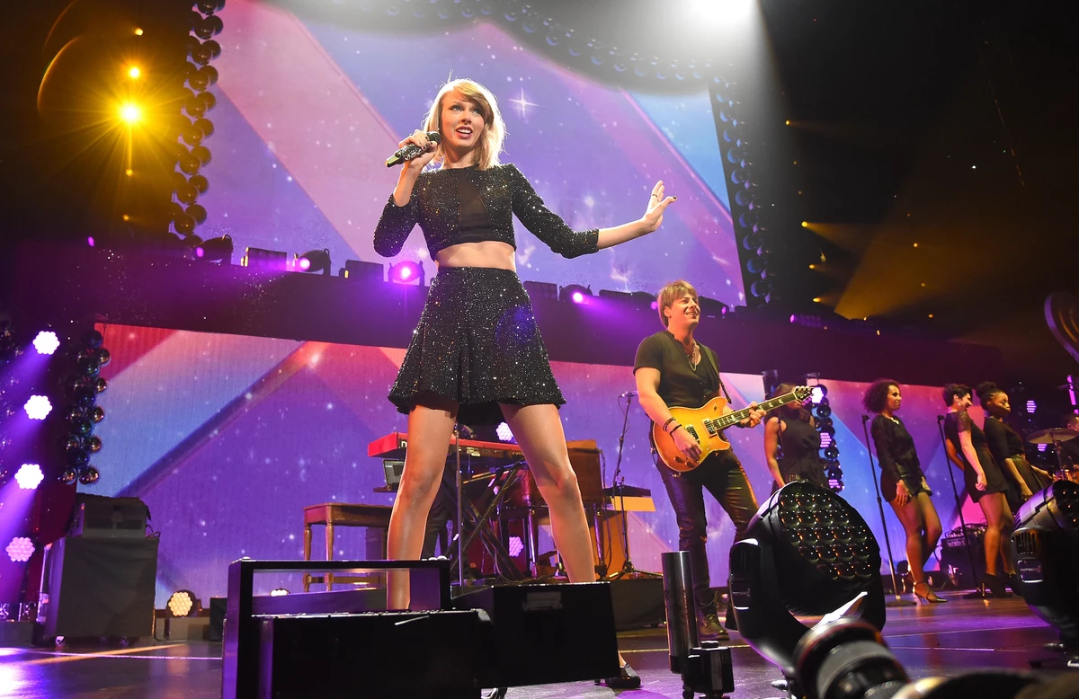 Tickets for Taylor Swift's St. Louis Show On Sale in January
